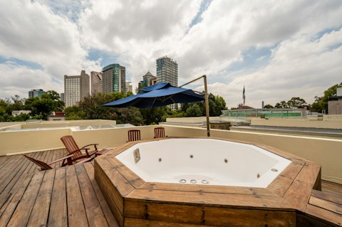 Soak above the Polanco skyline as the city stretches out