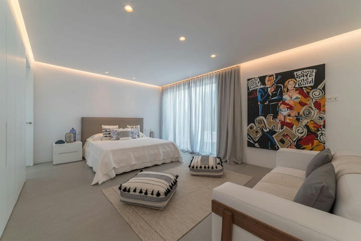 Bedroom photo