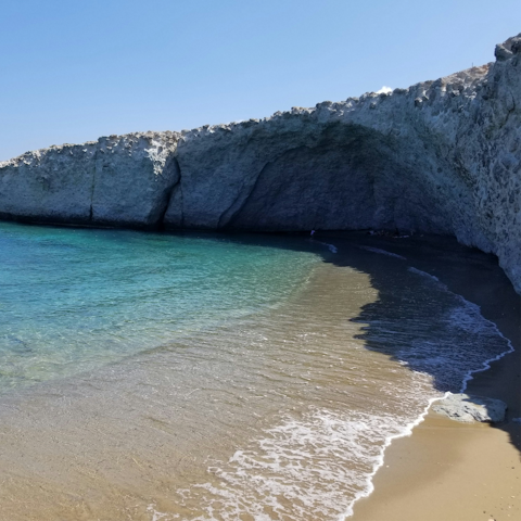Spend the day by the sea – the beach is 150 metres away