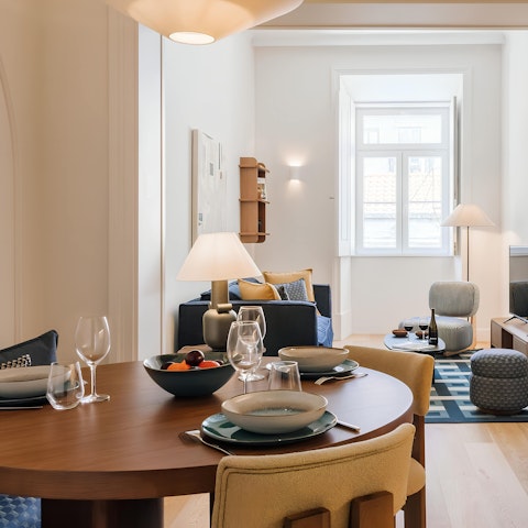 Savour slow evening drinks at home or walk to a local bar