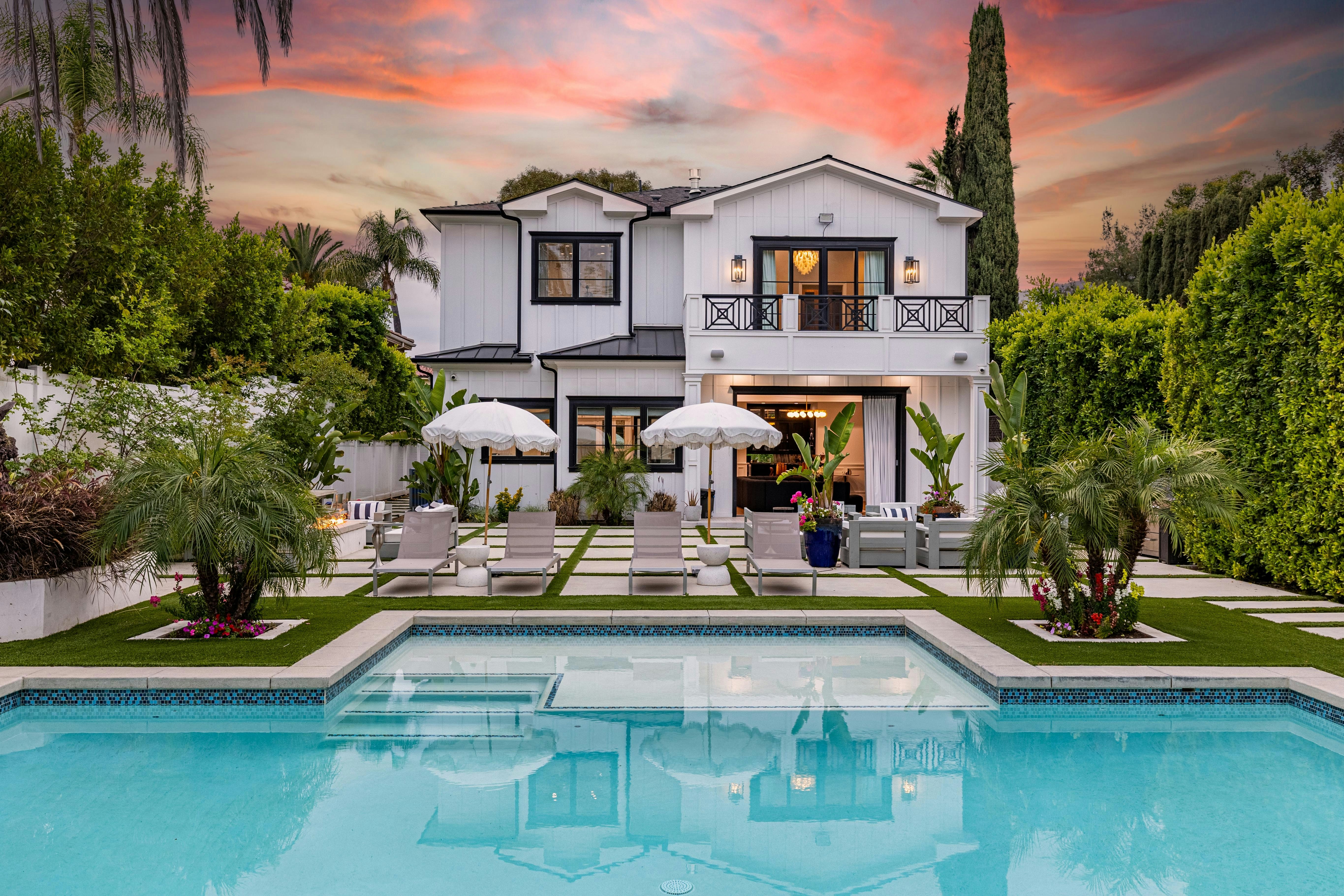Tarzana Farmhouse