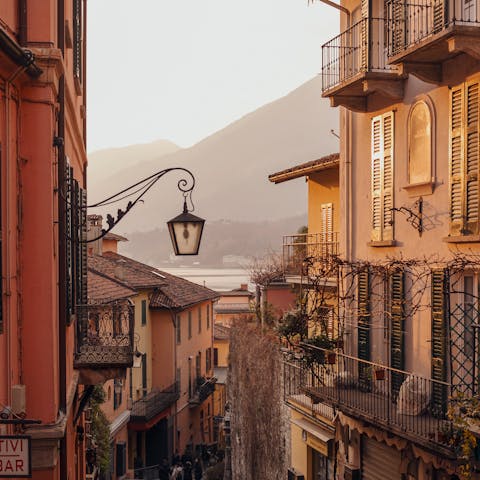 Hop on a ferry to nearby Bellagio for the morning