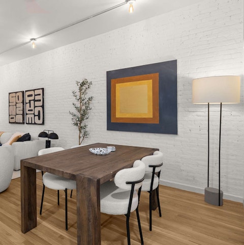 Dine out in nearby Chinatown or Little Italy or cook at home