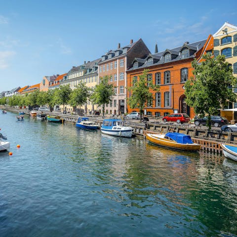 Make strolls along the nearby river the new routine