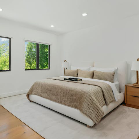 Rest your sleepy head after a day exploring Los Angeles
