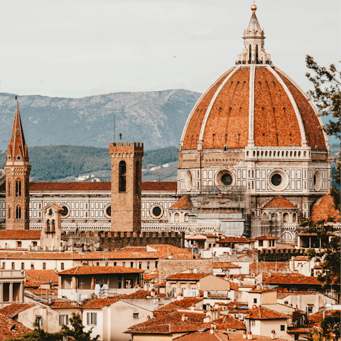 Discover the famous  Duomo di Firenze – a thirteen-minute walk away