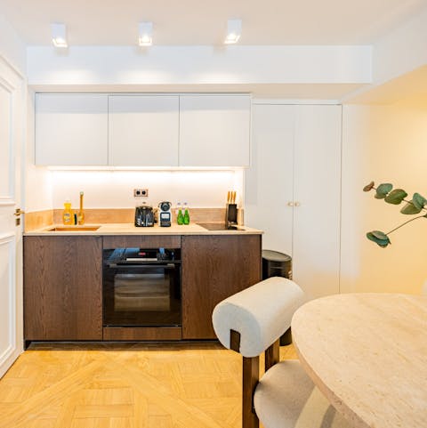 Cook some Parisian cuisine in the kitchen