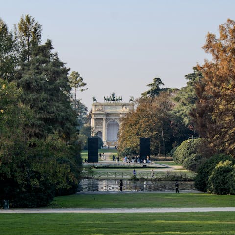 Spend a sunny afternoon in Parco Sempione