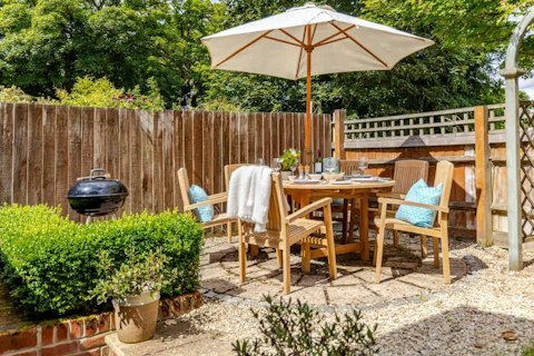 Fire up the barbecue for dinners alfresco