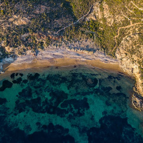 Stay on the idyllic island of Serifos