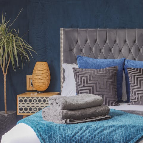 Sleep well in the sumptuous beds adorned with Egyptian Cotton sheets