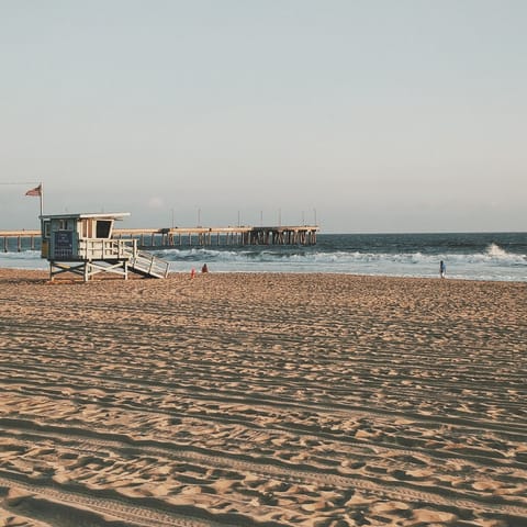 Relax in the sun at Venice Beach