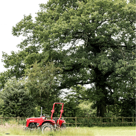 Head outdoors and enjoy a leisurely stroll in the Gloucestershire countryside