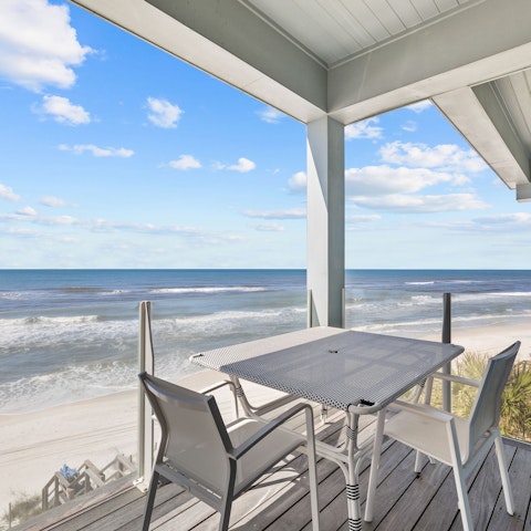Listen to the sound of the waves as you tuck into an alfresco lunch