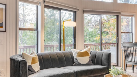 Start the day leisurely with a coffee on the sofa