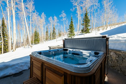 Steam in the alpine air while in the outdoor hot tub