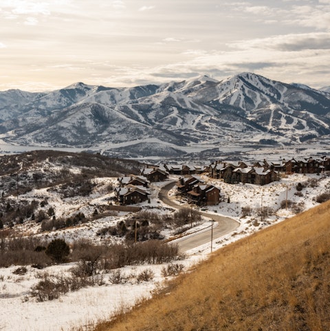 Stay in Park City's Deer Valley, close to the ski slopes