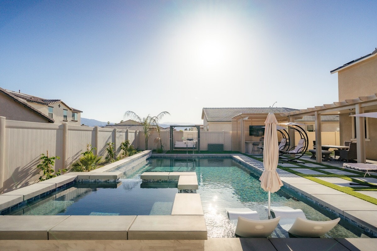 Luxe & Light