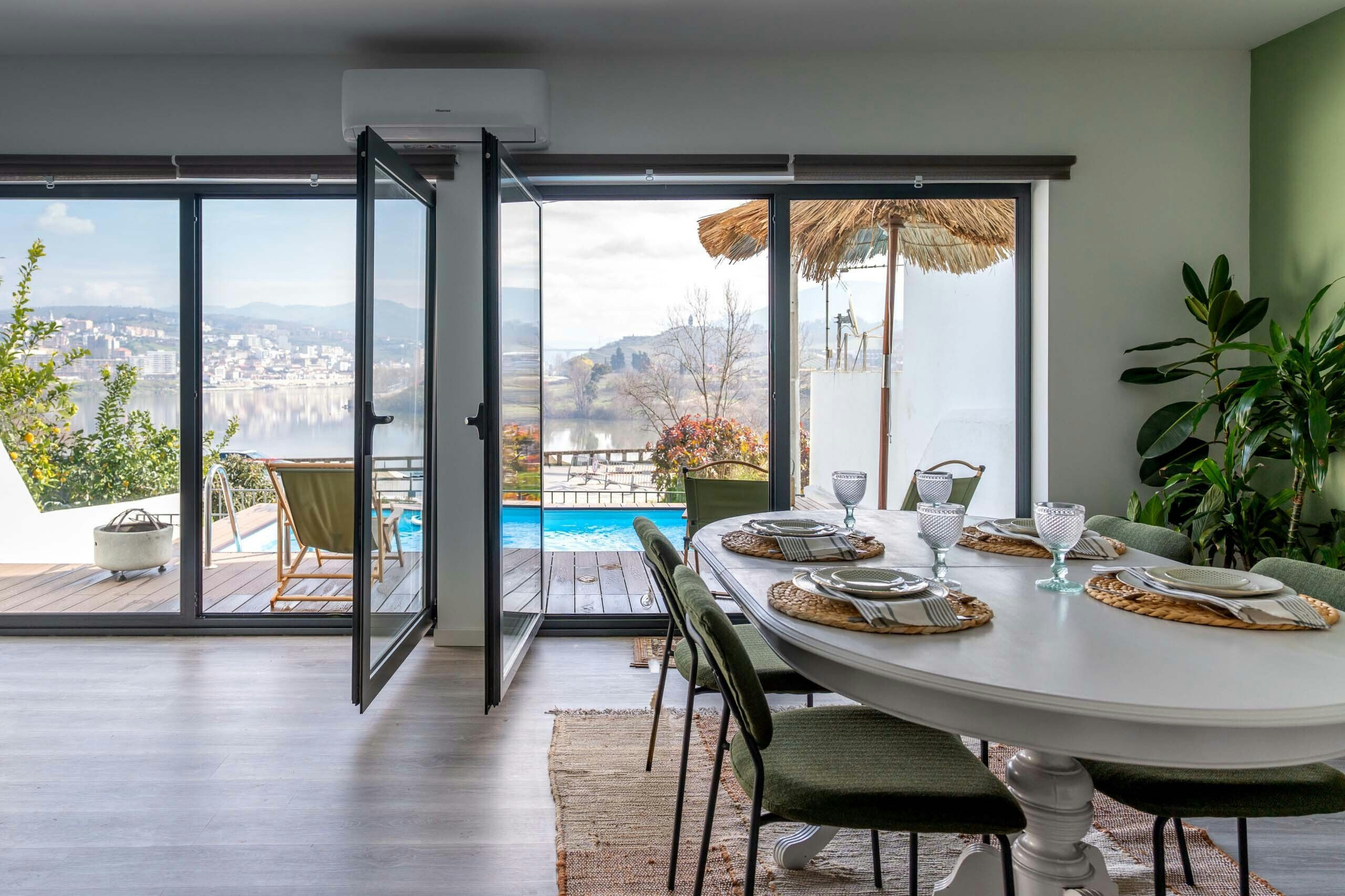 Above the Douro