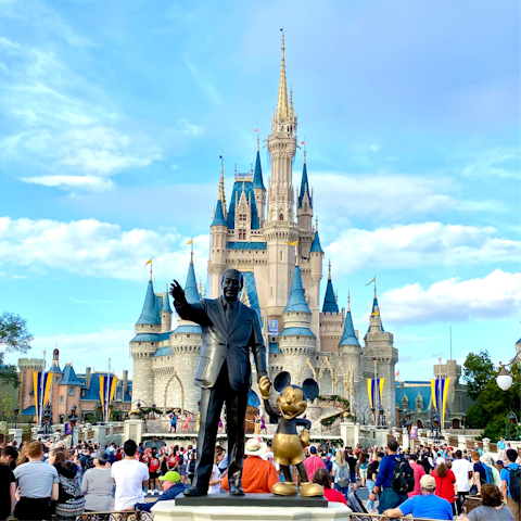 Discover the magic of Walt Disney World, just 10 kilometres away