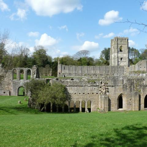 Explore the fashionable spa resort of Harrogate, home to stylish boutiques, leafy gardens and pretty architecture