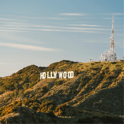 Stay in the Hollywood Hills and explore its famous landmarks, viewpoints and walking trails