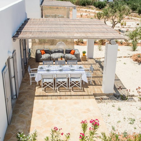 Serve up light lunches in the shade of the pergola