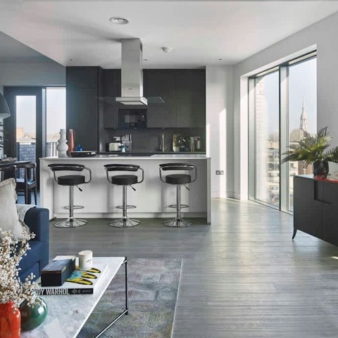 Enjoy your morning coffee at the breakfast bar