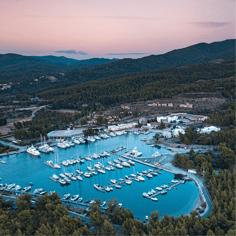 Take a boat trip from Sani Marina, only an hour and twenty minutes away by car