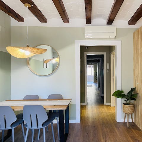 Map out your day over coffee around the dining table