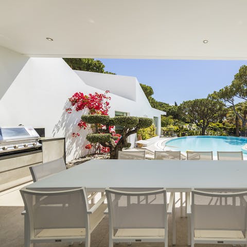 Fire up the barbecue and dine poolside