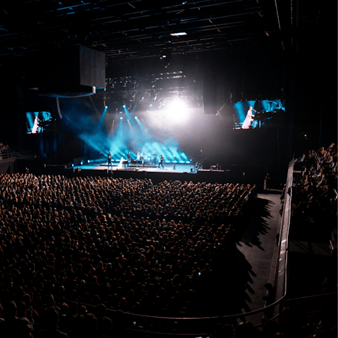 Watch your favourite artists light up Wembley Arena, 2 miles away
