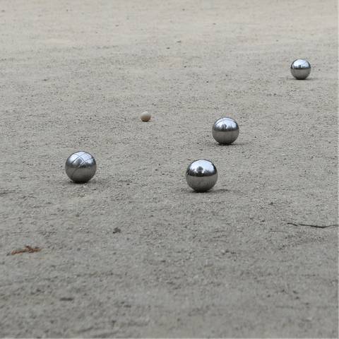 Play a few friendly games of petanque in the garden