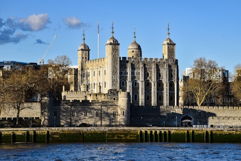 Explore Tower of London's 1,000 years of royal history and crown jewels, a thirty-minute drive