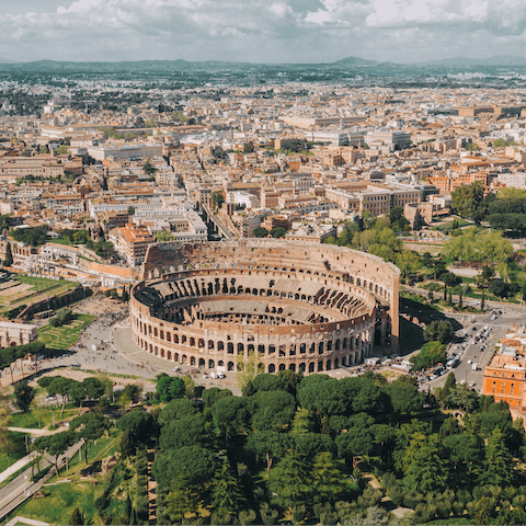 Visit the Colosseum and the Roman Forum, just under ten minutes on foot