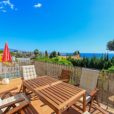 Take in the sea views with a barbecued burger in hand