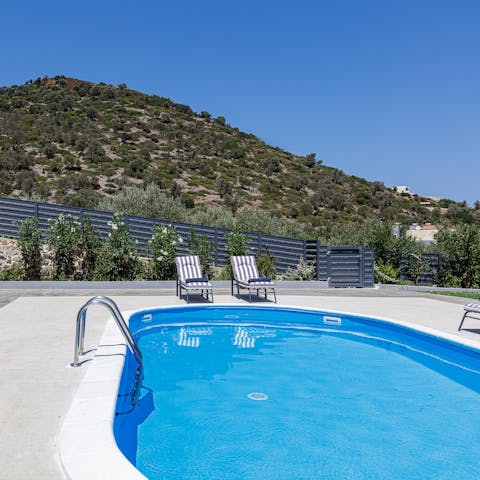 Wake up and take a refreshing morning dip in the pool