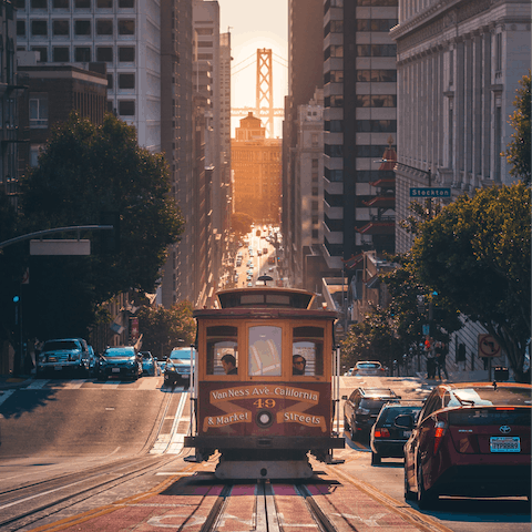 Explore the best of this iconic location from your convenient city-centre base