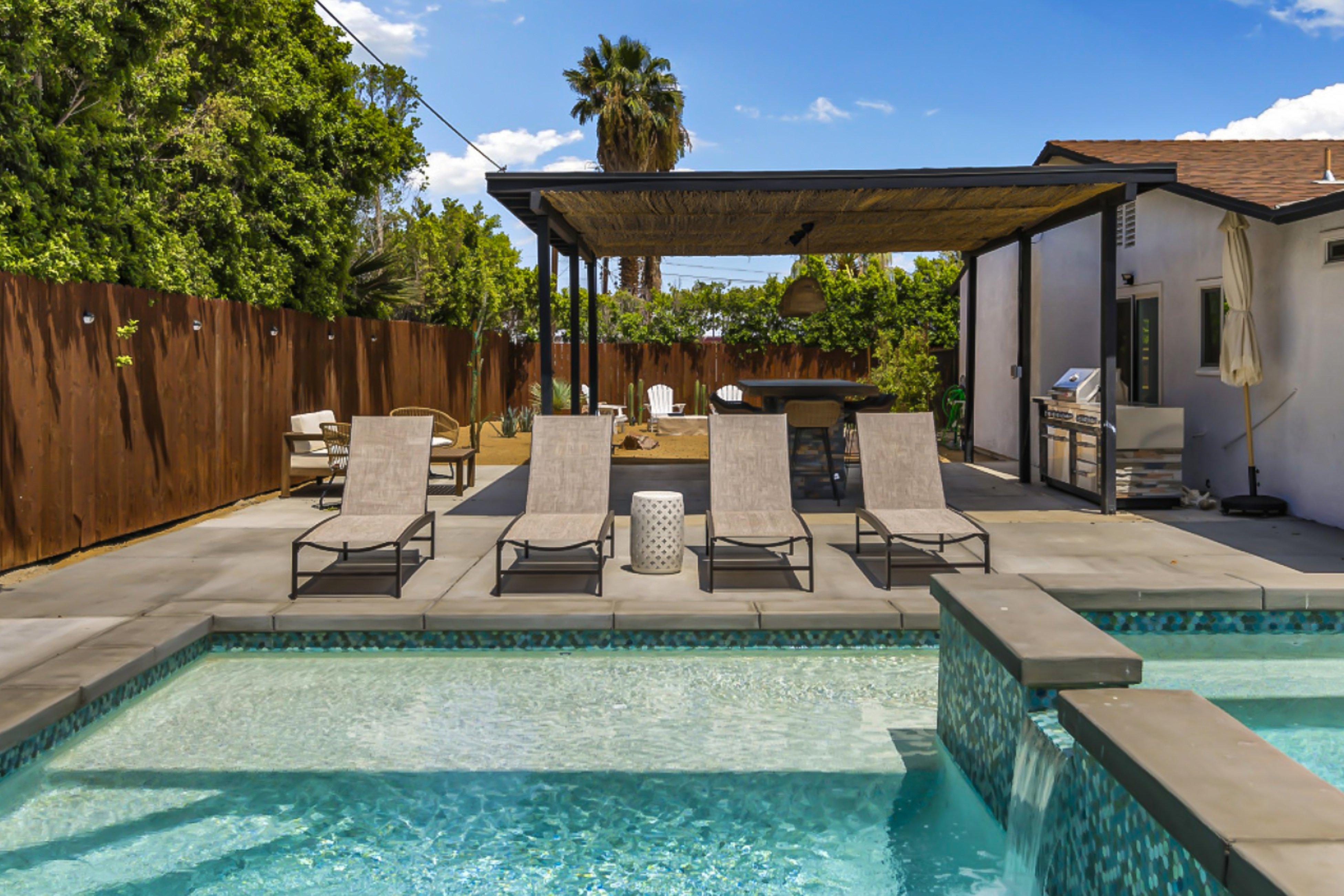 Palm Springs Pause