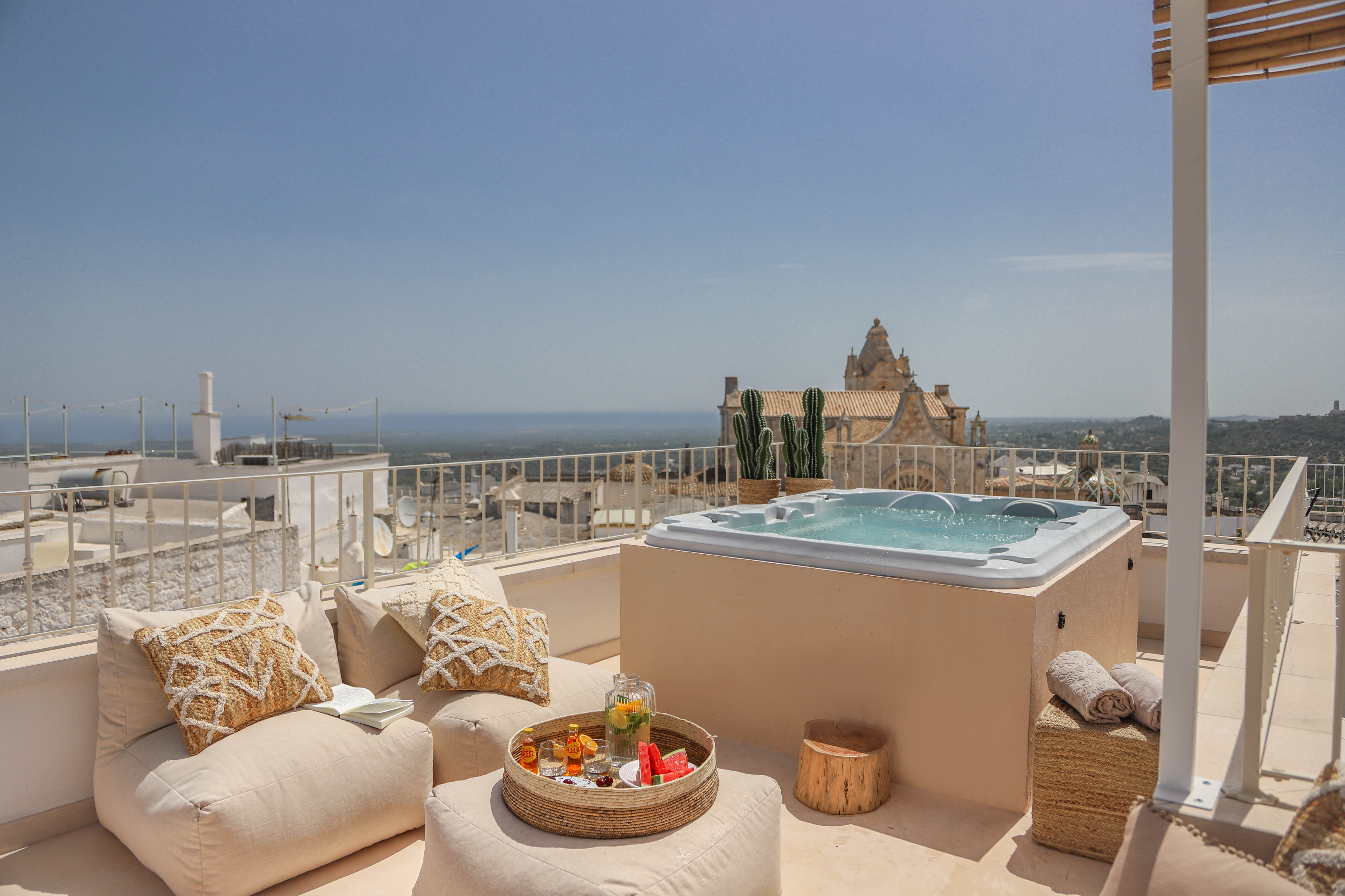 Jacuzzi Above the White City