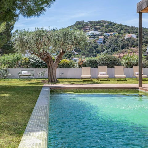 Walk to the beach or spend lazy days by the private pool