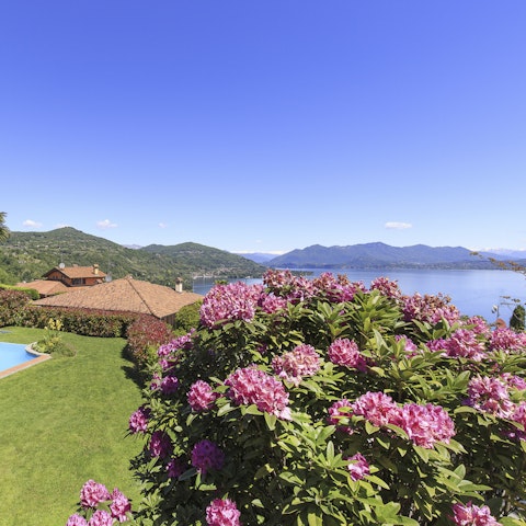 Explore the villages around Lake Maggiore