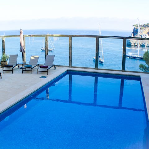 Feel connected to the ocean in the private outdoor pool
