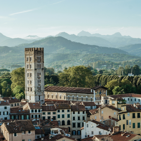 Stay just moments from the medieval walled town of Lucca