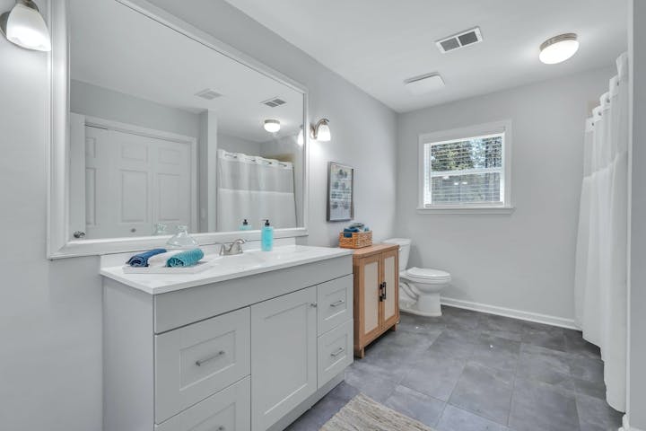 Bathroom photo
