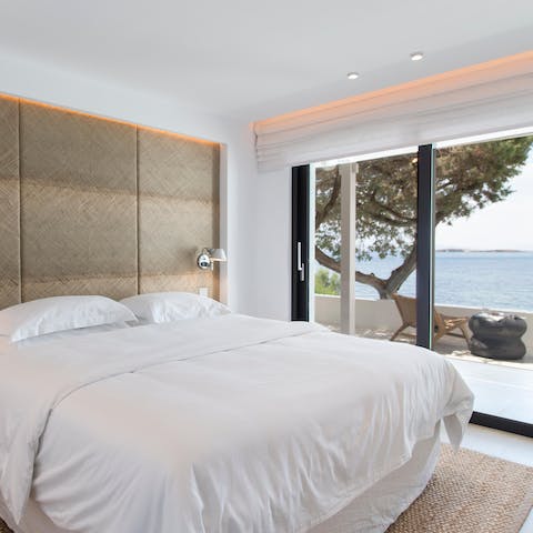 Wake up and step outside to sip your coffee as you admire the view