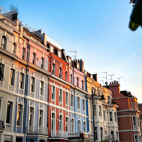 Wander the colourful streets of Notting Hill