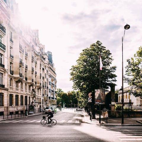 Stroll through the beautiful Jardin du Luxembourg, a fifteen-minute walk away