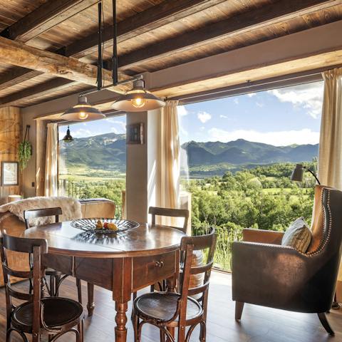 Open up the floor-to-ceiling windows and allow in a breeze as you enjoy breakfast