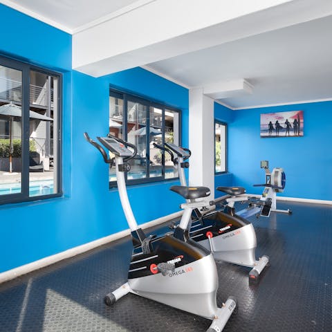 Wake up with an invigorating cardio workout in the on-site gym
